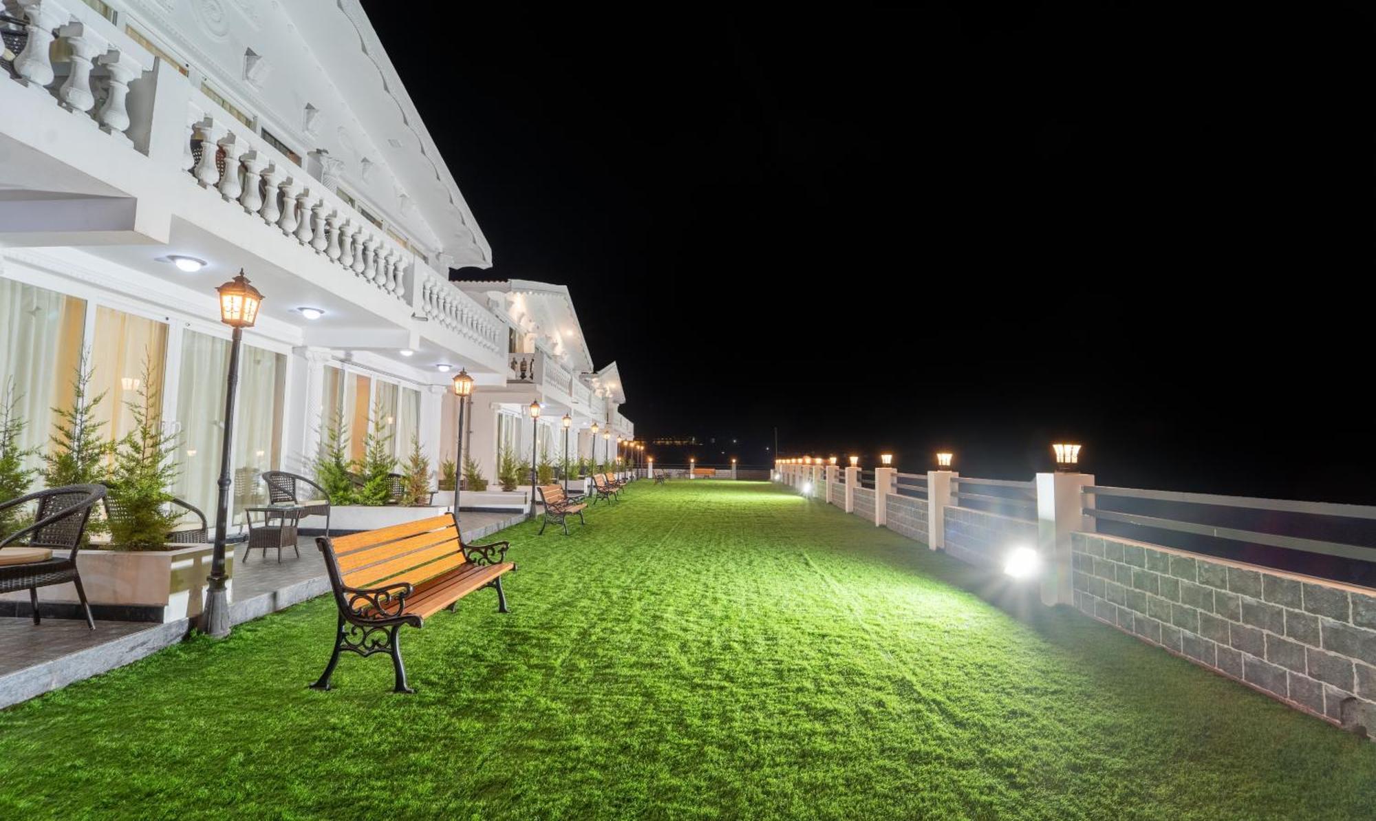Treebo Skydale Premium Suites, 1500 Mtrs From Ooty Lake מראה חיצוני תמונה